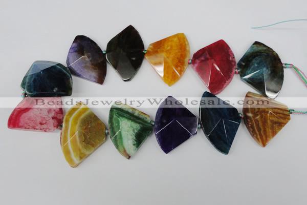 CAG5589 15 inches 30*42mm faceted triangle dragon veins agate beads