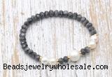 CFB753 faceted rondelle black labradorite & potato white freshwater pearl stretchy bracelet