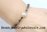 CFB835 4mm faceted round Indian agate & potato white freshwater pearl bracelet