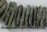 CTD1632 Top drilled 5*20mm - 8*40mm sticks green kyanite beads