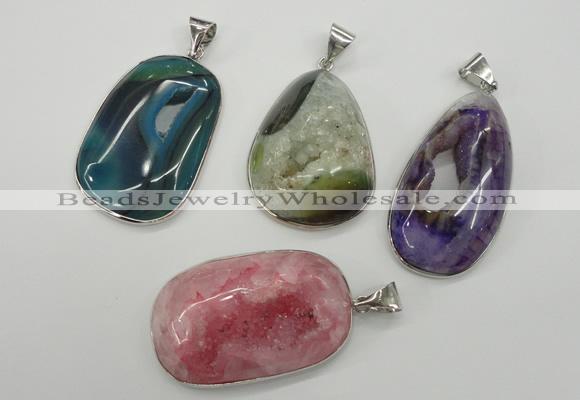 NGP1099 25*30 - 30*45mm freeform druzy agate pendants with brass setting