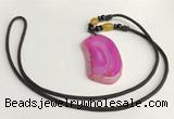 NGP5658 Agate freeform pendant with nylon cord necklace